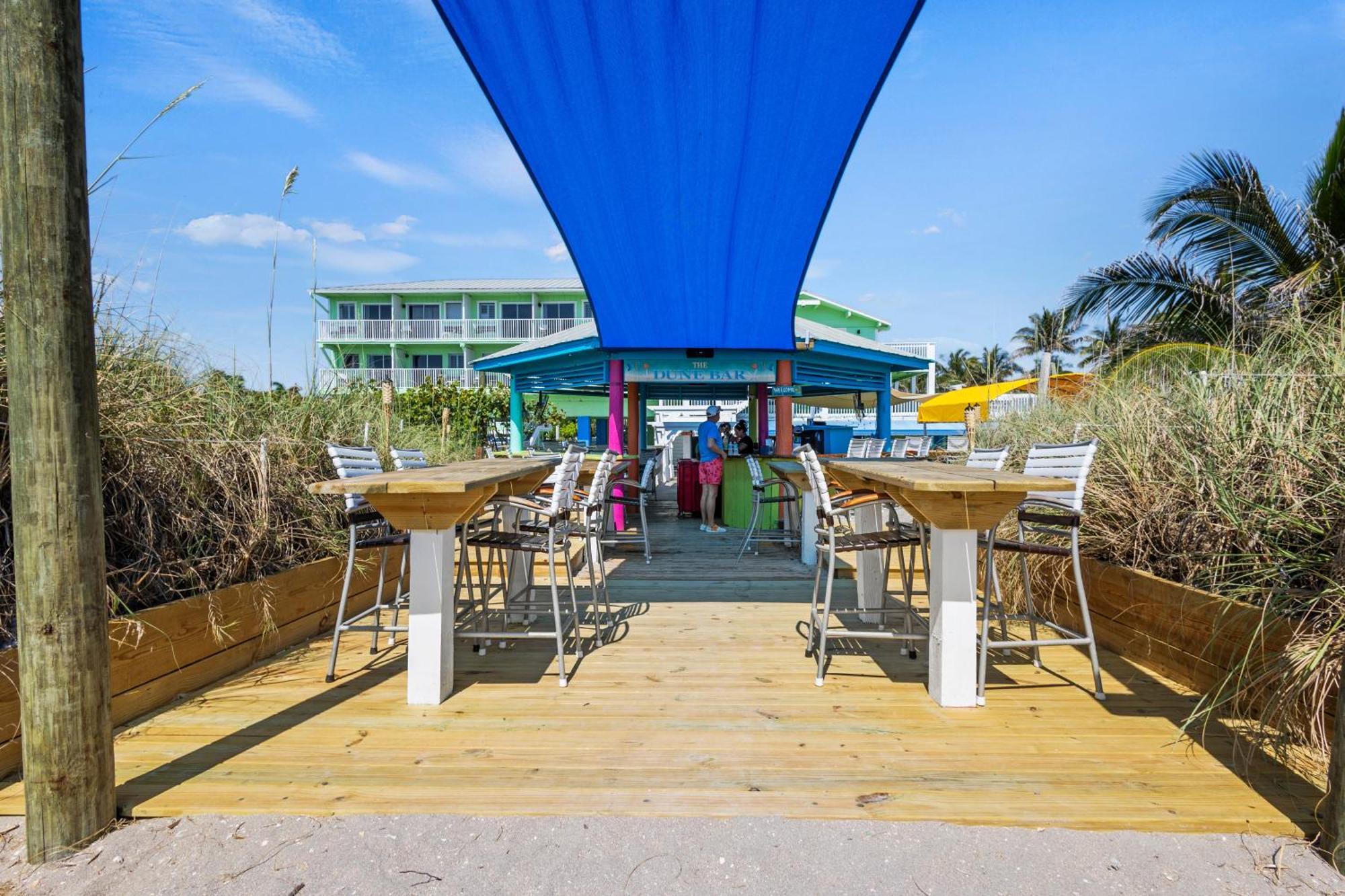 Fort Pierce Oceanfront Inn- Suite- King Bed #6 Bagian luar foto